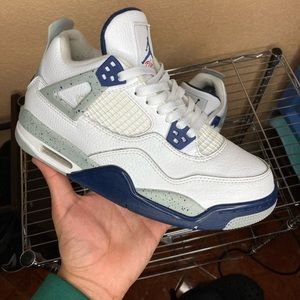 Air Jordan 4 Retro Gs ‘Midnight Navy’